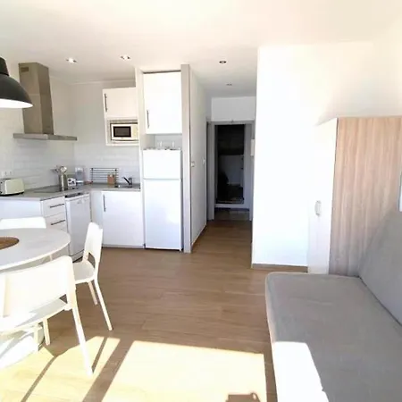 Apartamento Hermoso En Roses, 2 Habitaciones, Terraza, Estacionamiento Privado - Hisp-312-46 Roses